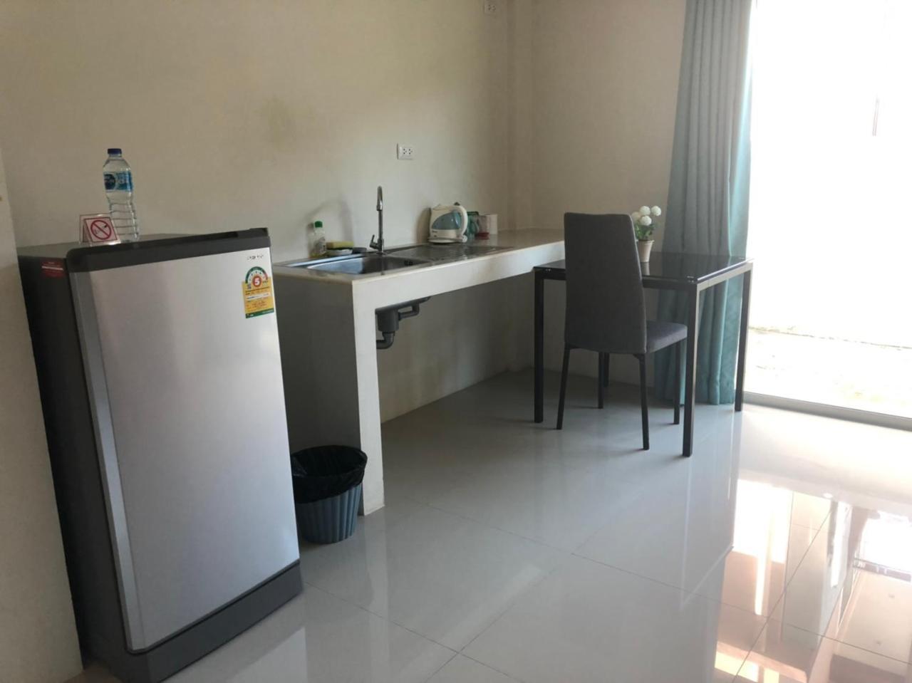 Hotel Khao Oat Airport à Nai Yang Beach Extérieur photo