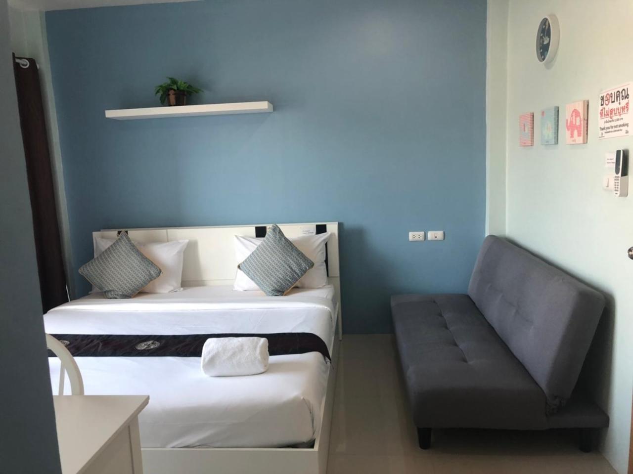 Hotel Khao Oat Airport à Nai Yang Beach Extérieur photo